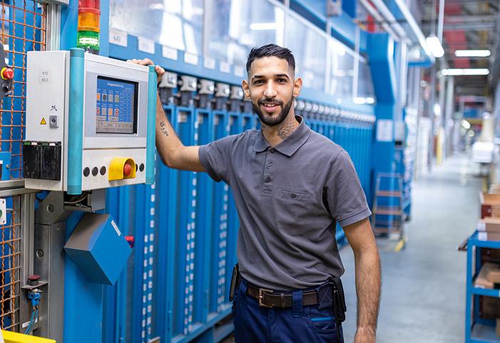 commercial air cleaning factory workers 1